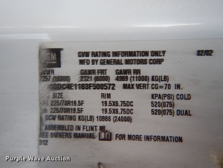 image for item FU9196 2003 GMC C4500 service truck with crane