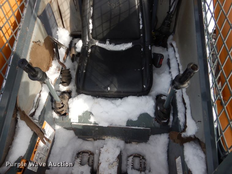 image for item FU9198 Mustang 2064 skid steer