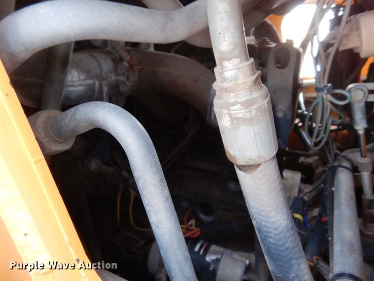 image for item FU9198 Mustang 2064 skid steer