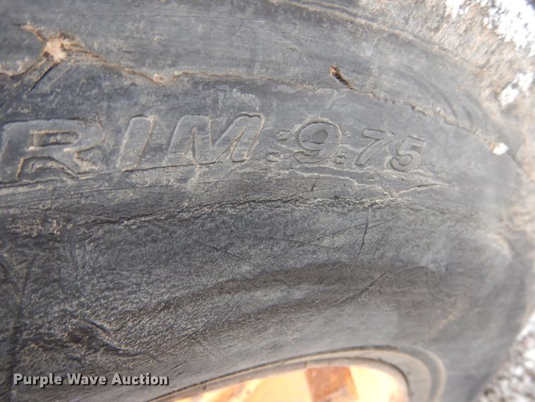 image for item FU9198 Mustang 2064 skid steer