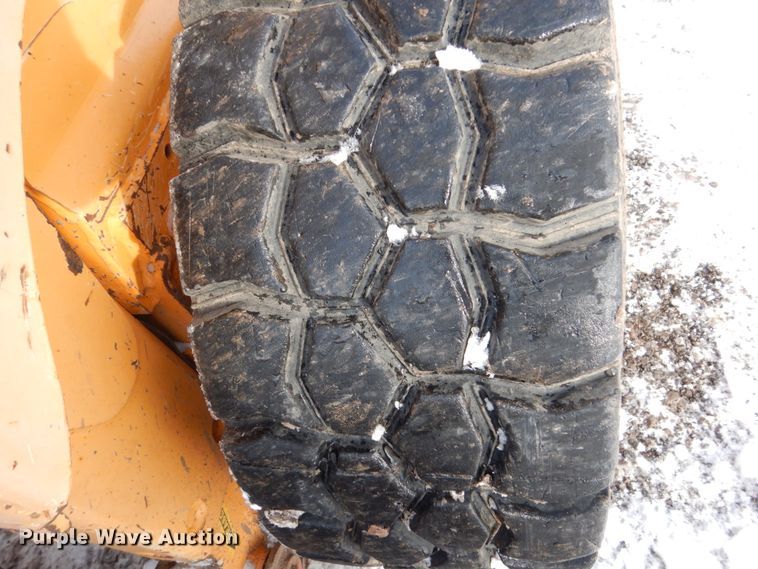 image for item FU9198 Mustang 2064 skid steer