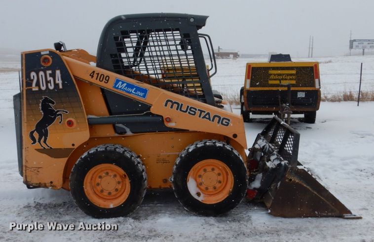 image for item FU9199 Mustang 2054 skid steer