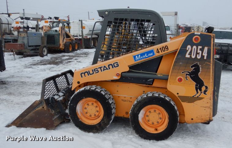 image for item FU9199 Mustang 2054 skid steer