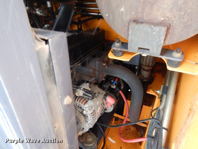 image for item FU9199 Mustang 2054 skid steer