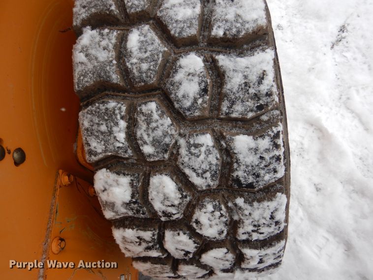 image for item FU9199 Mustang 2054 skid steer