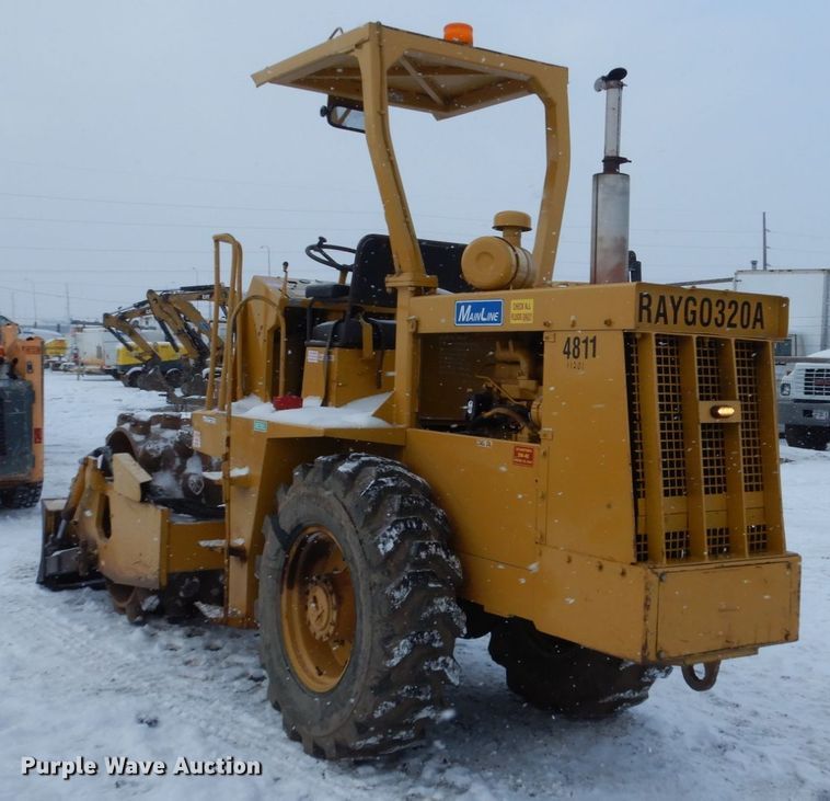 image for item FU9203 Raygo 320A single drum vibratory roller