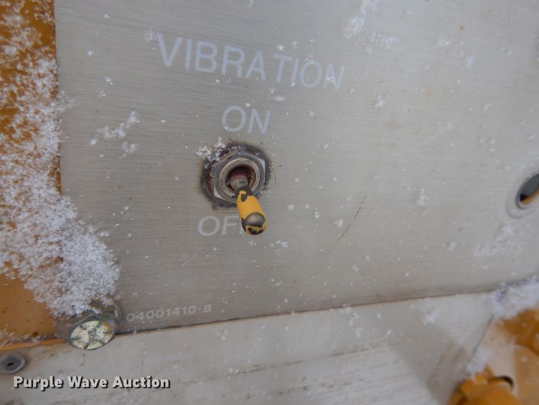 image for item FU9203 Raygo 320A single drum vibratory roller