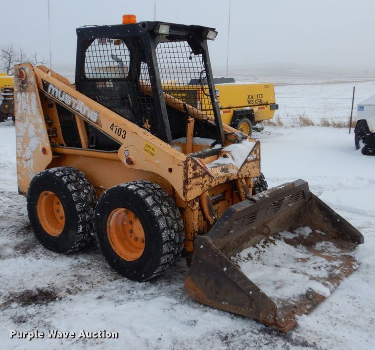 image for item FU9204 Mustang 2060 skid steer