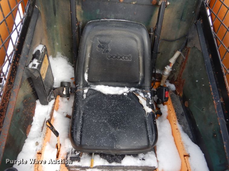 image for item FU9204 Mustang 2060 skid steer