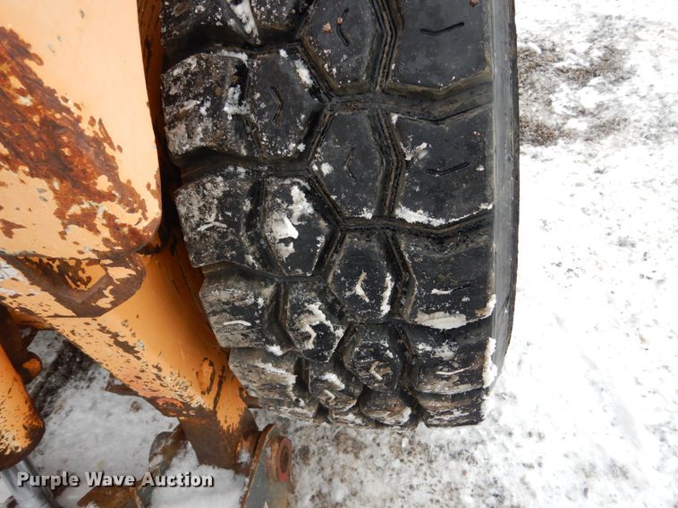 image for item FU9204 Mustang 2060 skid steer