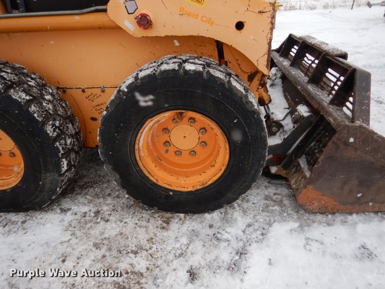 image for item FU9204 Mustang 2060 skid steer