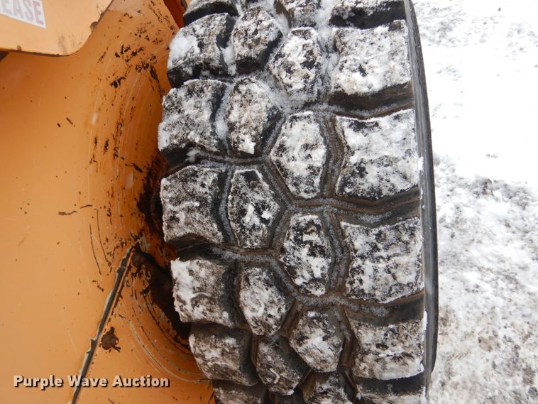 image for item FU9204 Mustang 2060 skid steer