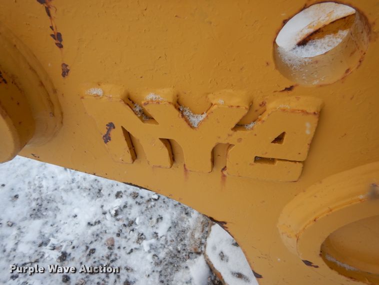 image for item FU9211 NYE CAT350D concrete pulverizer