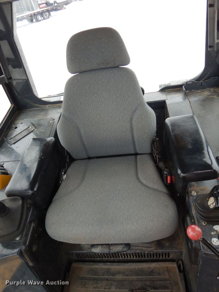 image for item FU9225 2007 John Deere 750J LGP dozer