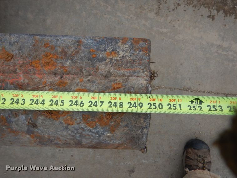 image for item FU9229 Pile driver