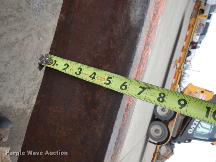 image for item FU9229 Pile driver