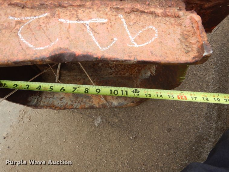 image for item FU9229 Pile driver