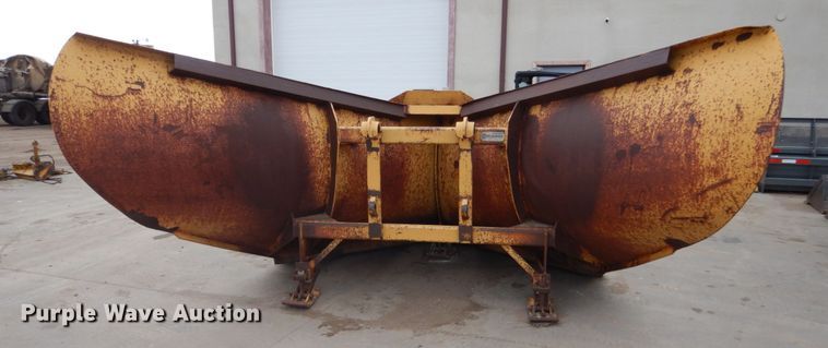 image for item FU9233 Snow plows