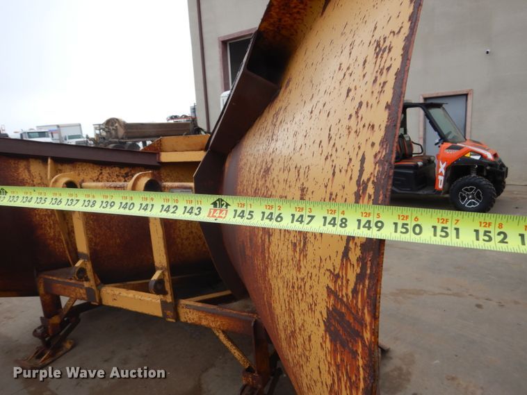 image for item FU9233 Snow plows