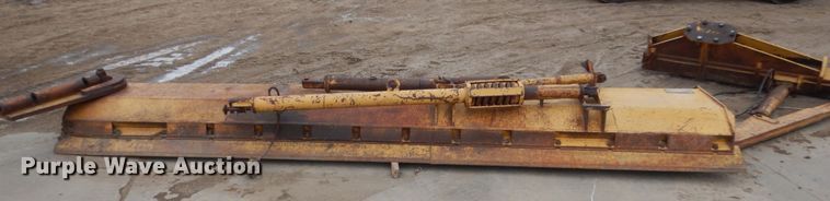 image for item FU9233 Snow plows