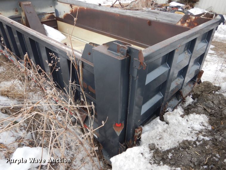 image for item FU9236 18'L x 94"W dump bed