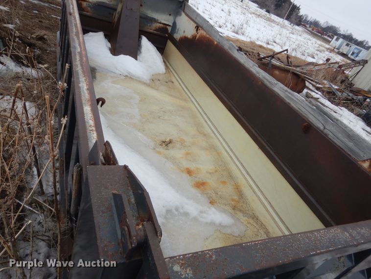 image for item FU9236 18'L x 94"W dump bed