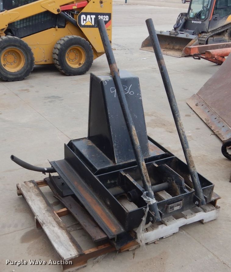 image for item FU9236 18'L x 94"W dump bed