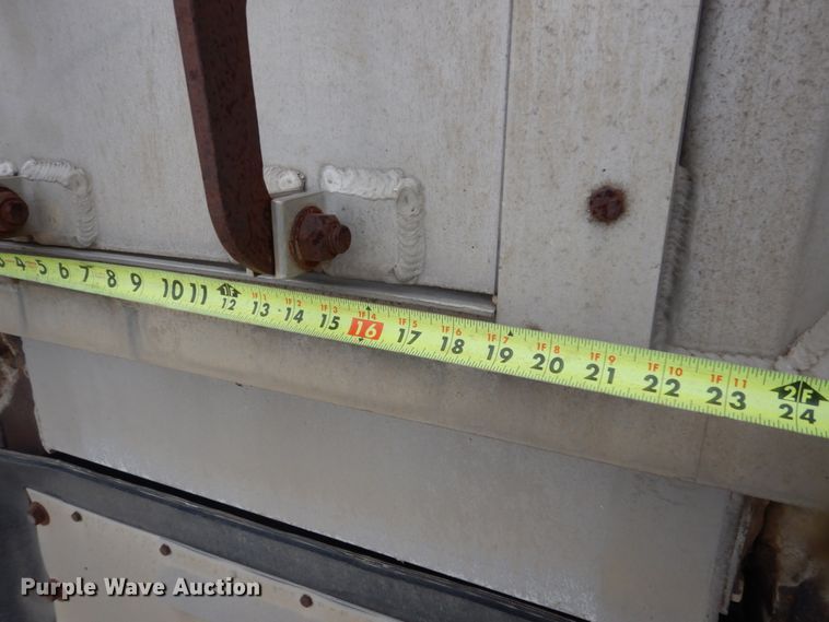 image for item FU9240 1994 Cornhusker end dump trailer