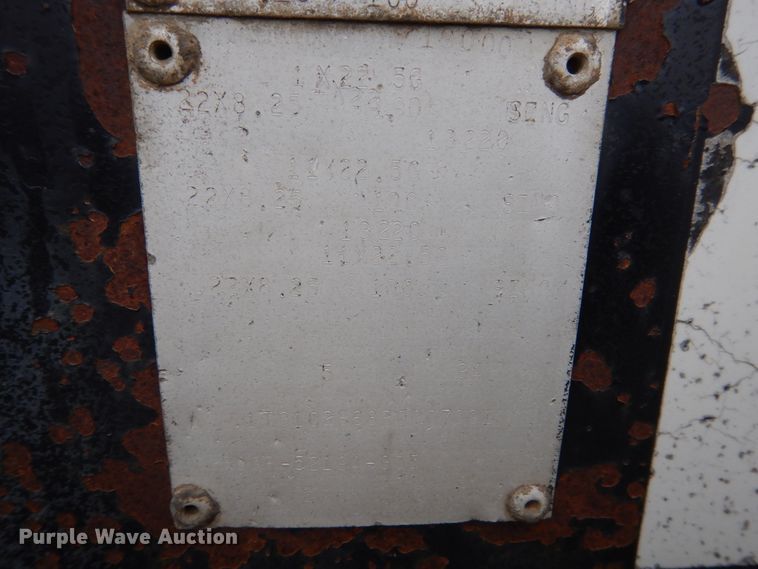 image for item FU9240 1994 Cornhusker end dump trailer