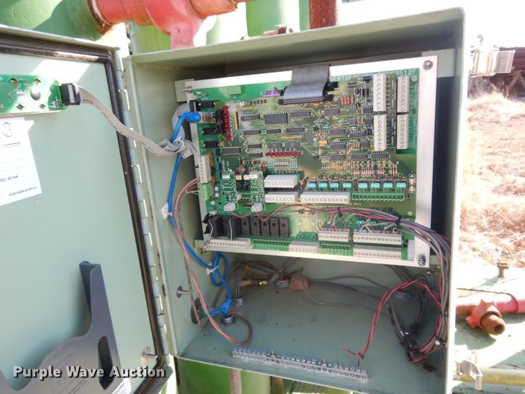 image for item FU9765 Fracmaster three line coal gas separator/heater/filter