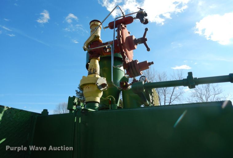 image for item FU9767 1989 Fracmaster coal gas separator/heater/filter