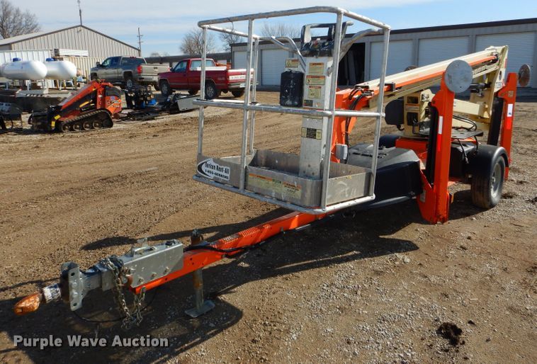 image for item FY9010 2015 JLG T350 boom lift