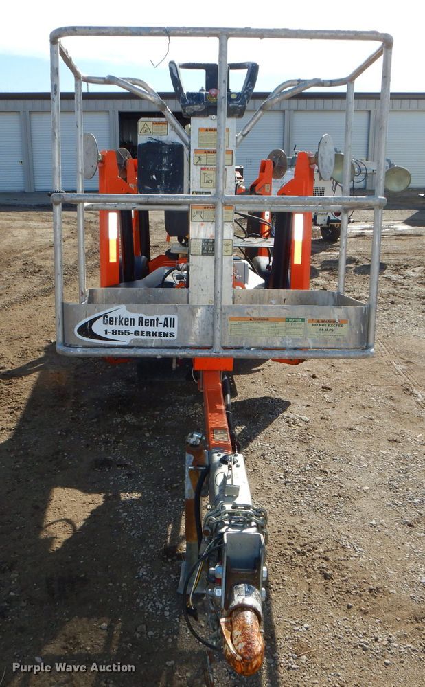 image for item FY9010 2015 JLG T350 boom lift