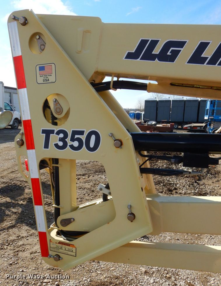 image for item FY9010 2015 JLG T350 boom lift