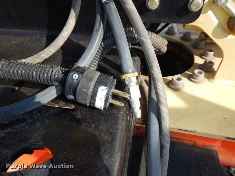 image for item FY9010 2015 JLG T350 boom lift