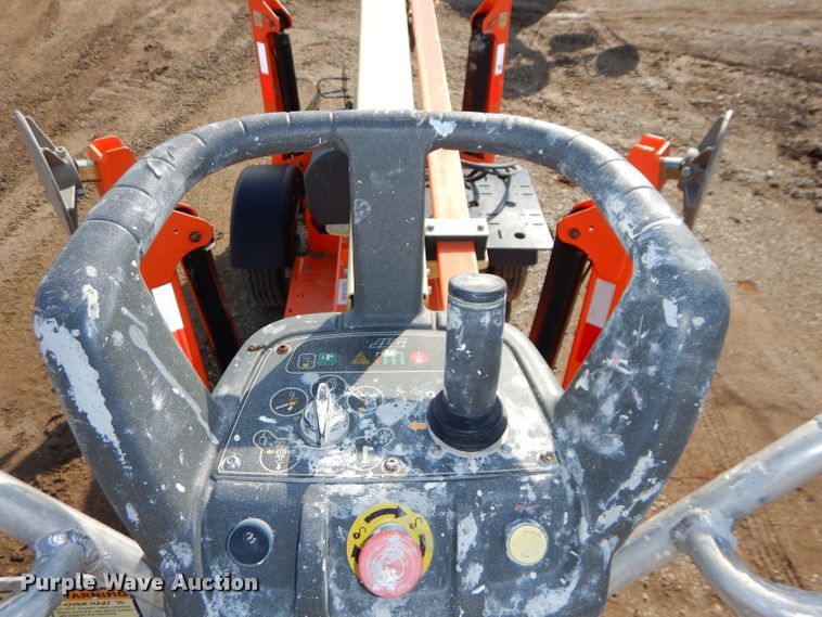 image for item FY9010 2015 JLG T350 boom lift