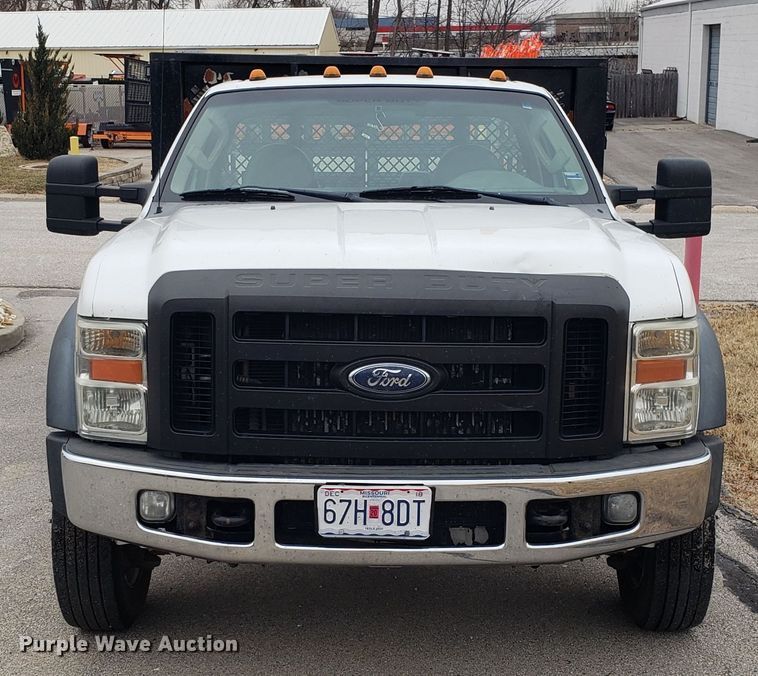 image for item GA9452 2008 Ford F550 Super Duty flatbed truck