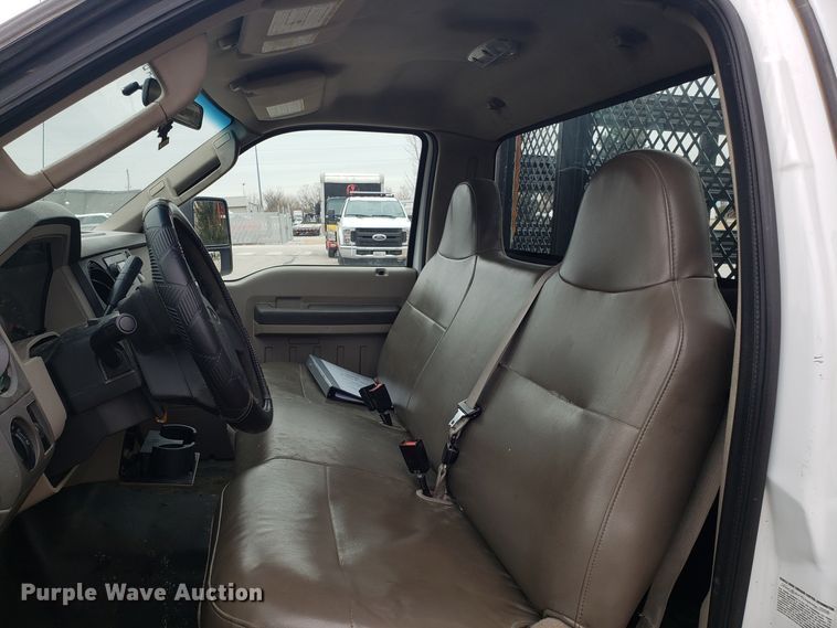 image for item GA9452 2008 Ford F550 Super Duty flatbed truck