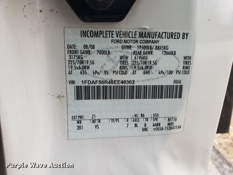 image for item GA9452 2008 Ford F550 Super Duty flatbed truck