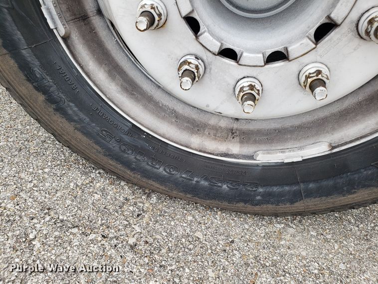 image for item GA9452 2008 Ford F550 Super Duty flatbed truck