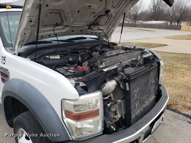 image for item GA9452 2008 Ford F550 Super Duty flatbed truck