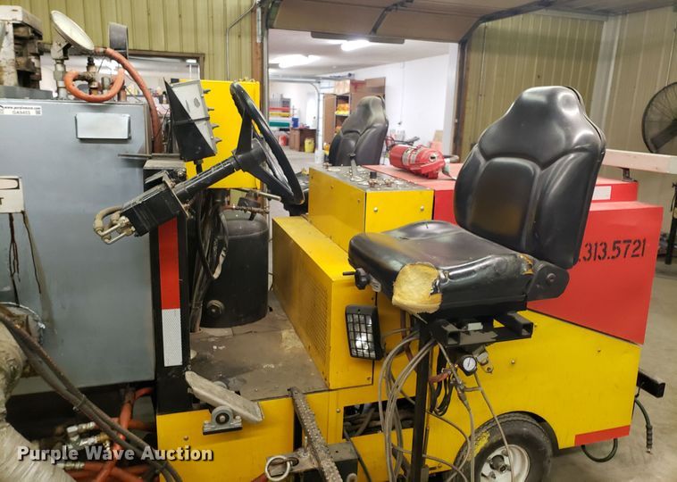 image for item GA9453 2004 LaFarge Titan 1000 paint striper