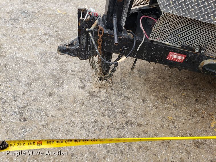 image for item GA9454 1995 shop built paint melt kettle trailer