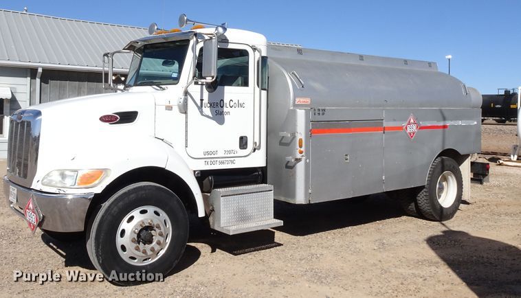 image for item GC9162 2008 Peterbilt 335 fuel truck