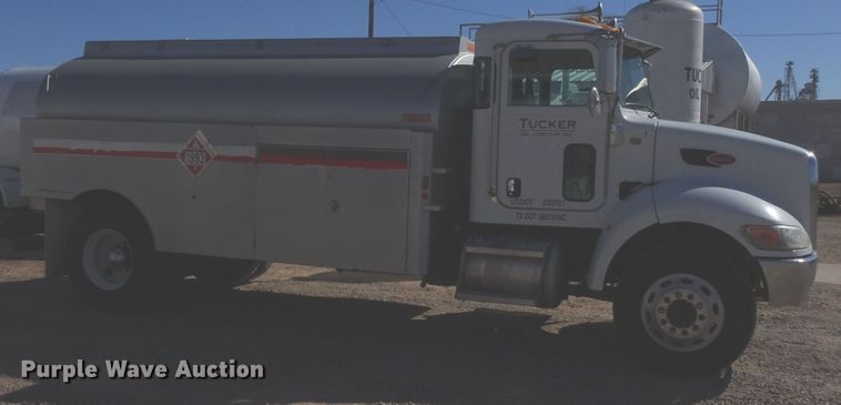 image for item GC9162 2008 Peterbilt 335 fuel truck