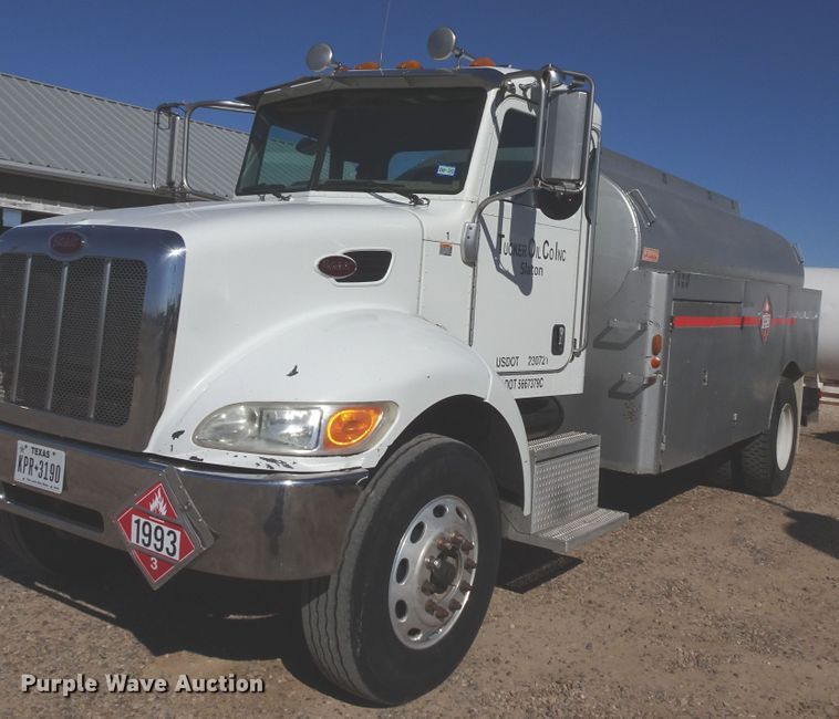 image for item GC9162 2008 Peterbilt 335 fuel truck