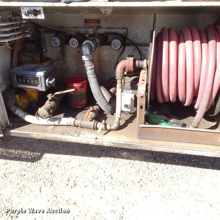 image for item GC9162 2008 Peterbilt 335 fuel truck