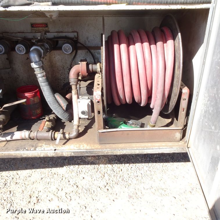 image for item GC9162 2008 Peterbilt 335 fuel truck