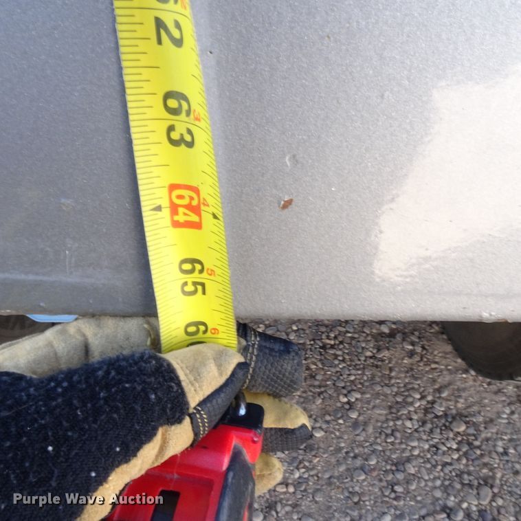 image for item GC9162 2008 Peterbilt 335 fuel truck