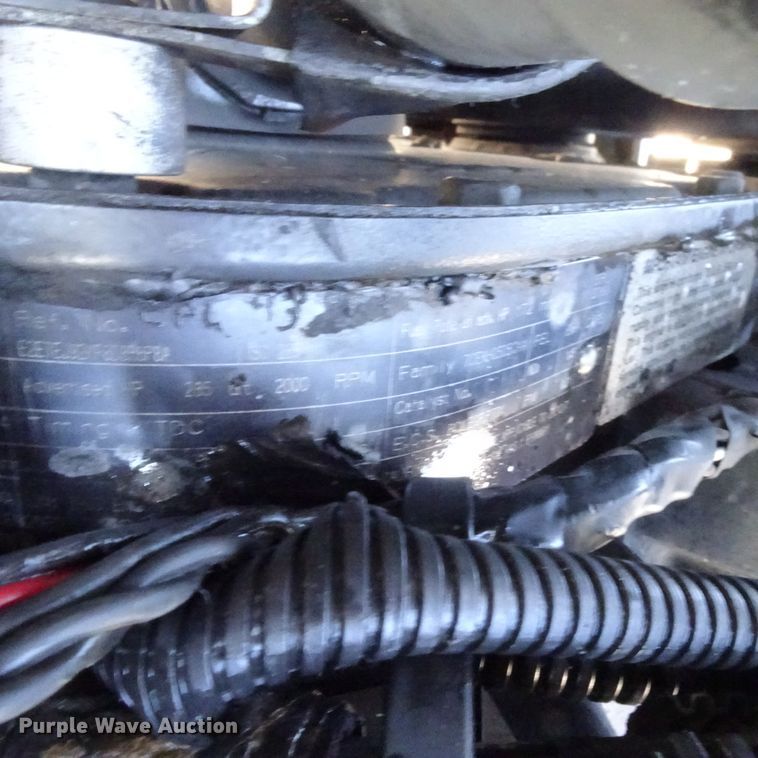 image for item GC9162 2008 Peterbilt 335 fuel truck